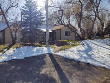 Main picture of 2935 W Mulberry St
