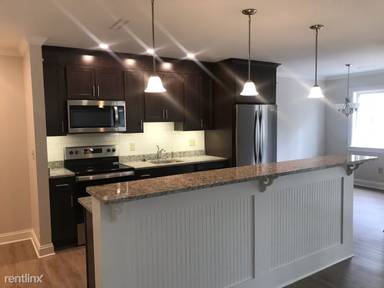 Main picture of 64 Oakbrook Cmns