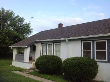 Main picture of 2838 S Fleming St