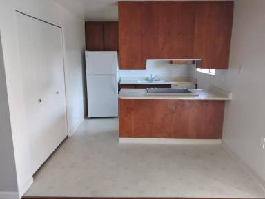 Main picture of 28 Lark Center Dr