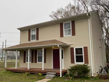 Main picture of 1904 Dudley Ct