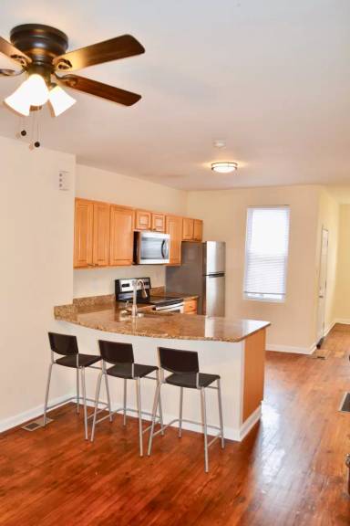Main picture of 1622 S Marston St