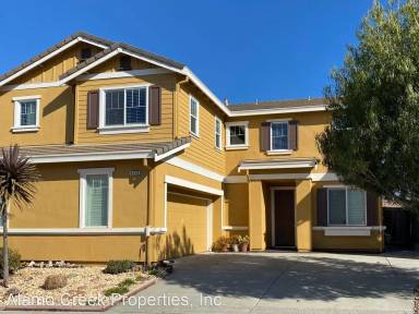 Main picture of 2110 Saddlebred Dr