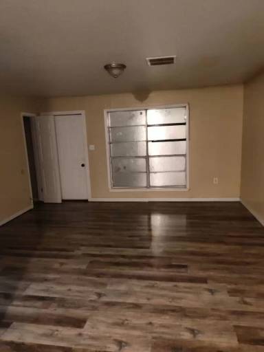 Main picture of 1018 Deryll St