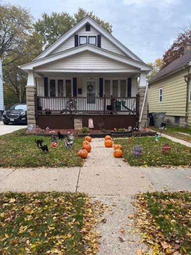 Main picture of 5954 N 39th St