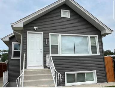 Main picture of 2155 N Mobile Ave