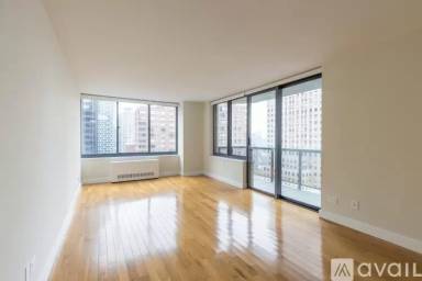 Main picture of 237 W 48th St