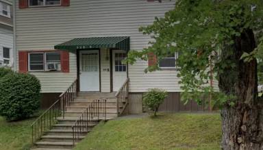 Main picture of 893 Lancaster St