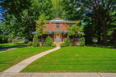 Main picture of 125 Zinn Pl