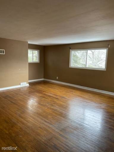 Main picture of 1011 Delaware Ave