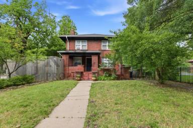 Main picture of 101 N Belmont Ave