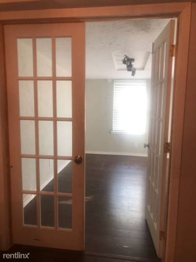 Main picture of 1313 Mayfield Ave