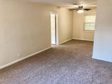 Main picture of 907 Grenada Dr