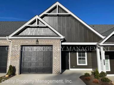 Main picture of 535 Bellingham Dr NE