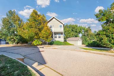 Main picture of 4998 Dovetail Ln