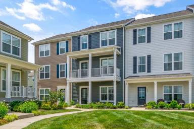 Main picture of 455 John Adams Dr