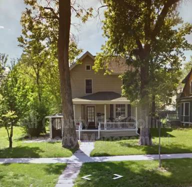 Main picture of 721 Remington St