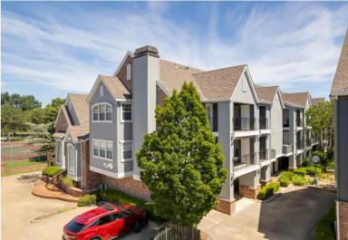 Main picture of 4733 S Harvard Ave