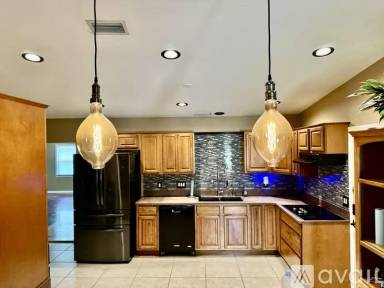 Main picture of 424 Linda Ln