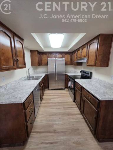 Main picture of 809 NW C St