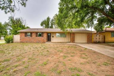 Main picture of 3207 37th St