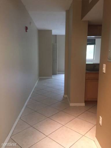 Main picture of 2630 SW 28th St