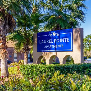 Main picture of Laurel Pointe