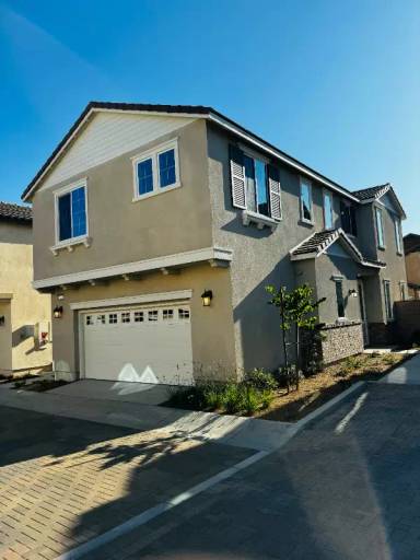 Main picture of 16154 Lozano St