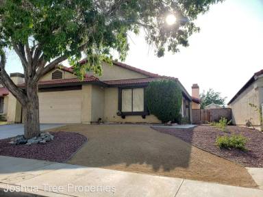 Main picture of 37029 32nd St E