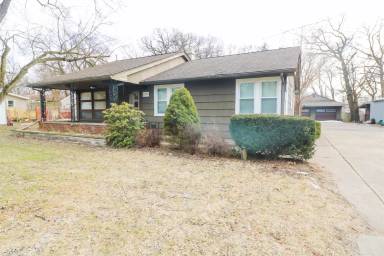 Main picture of 2277 W 41st Ave