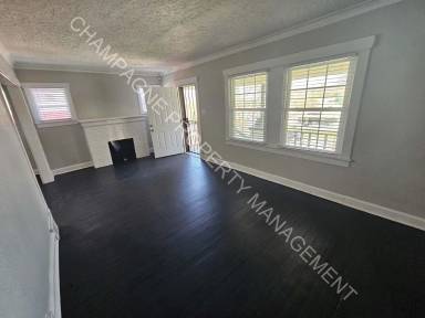 Main picture of 5116 Wabash Ave