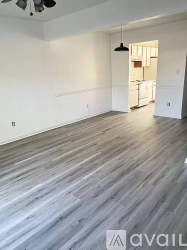 Main picture of 30 Terri Sue Ct