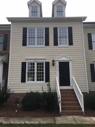 Main picture of 312 Madison Grove Pl