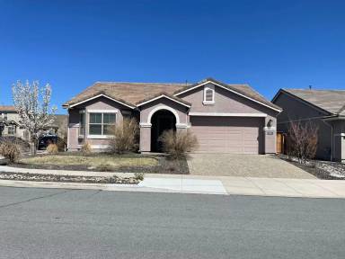 Main picture of 956 Silver Coyote Dr