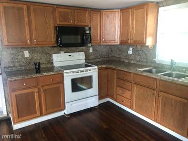Main picture of 357 Lindbergh Ave