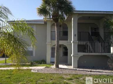 Main picture of 449 Royal Poinciana