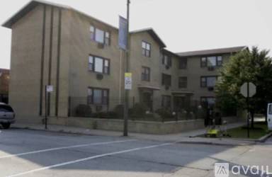 Main picture of 8701 S Clyde Ave
