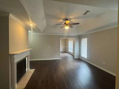 Main picture of 8229 Royal Oak Ct