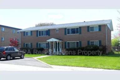 Main picture of 140 Randolph St