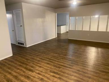 Main picture of 2807 Auburn St