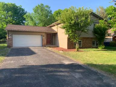 Main picture of 7250 122nd Ave N