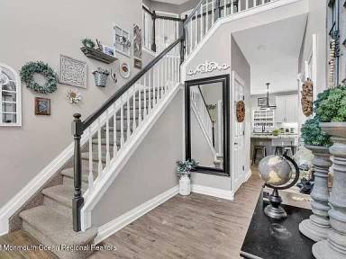 Main picture of 11 Poppy Ln