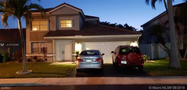 Main picture of 1405 NW 129th Ter