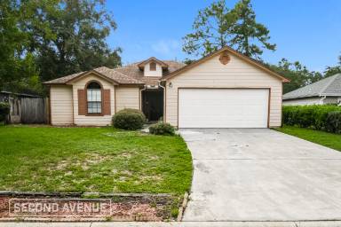 Main picture of 6934 Huntington Woods Cir W