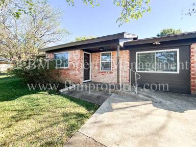 Main picture of 713 Phillips Dr