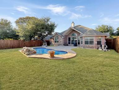 Main picture of 5106 Ascot Pl