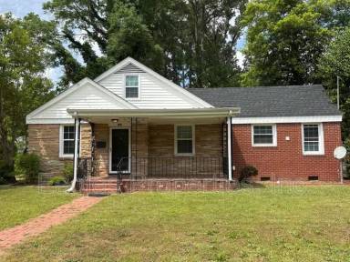 Main picture of 1307 E Ash St