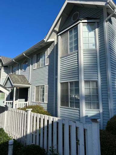 Main picture of 10813 SE 172nd St