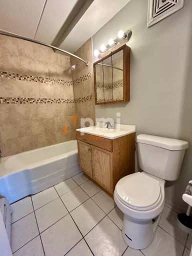 Main picture of 111 Harrington Ave