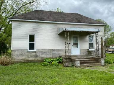 Main picture of 406 W Chestnut St